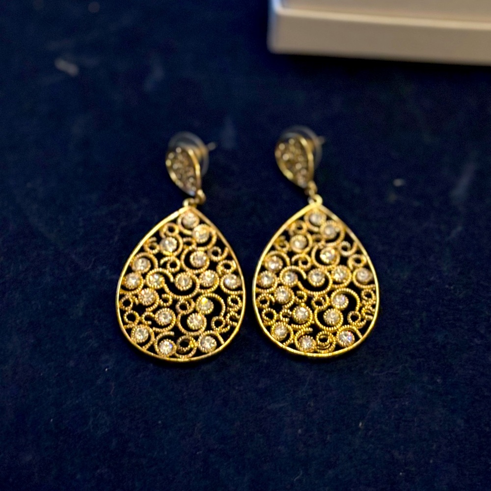 CZ & Gold drop earrings